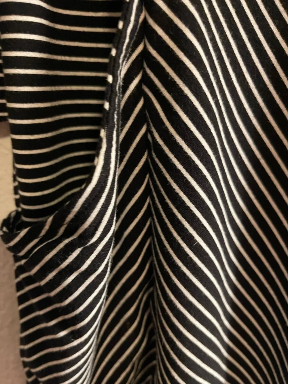 Chico's Black & White Diagonal Stripe Scoop Neck Tunic with Pockets - Picture 5 of 6